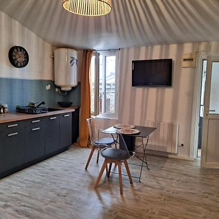 Studio Renove Et Patio Pour Velo Apartman Rochefort  Kültér fotó